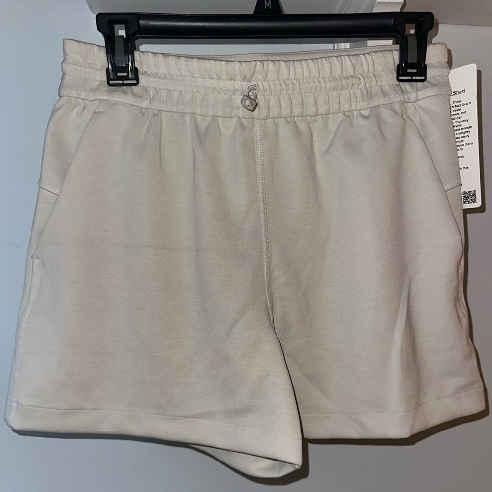 NWT Lululemon Softstreme High Rise Shorts